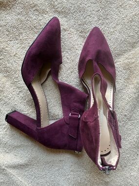 Adrienne Vittadini 10 Burgundy  Nikos T Strap Block Heels